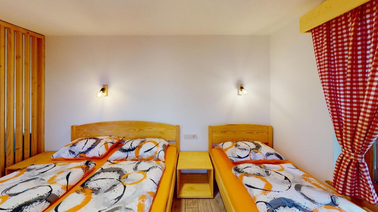 Апартаменты Hisa Margit, Ratece 150 Экстерьер фото